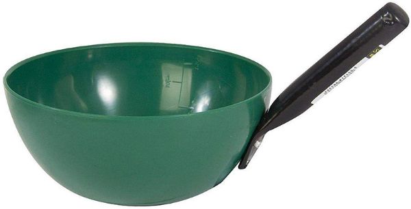Picture of Round Plastic Feed Scoop - 2lt - Green